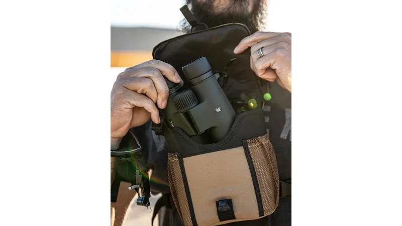 BINOCULARES TRIUMPH 10X42 HD - vtx_tri-1042_web_resize__2